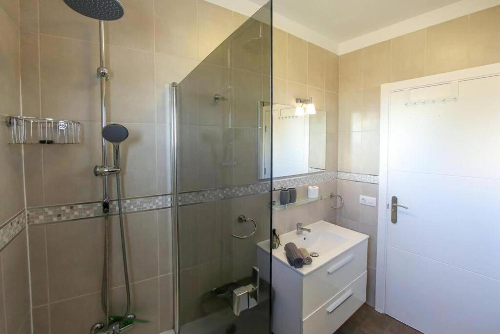 Amazing 2 Bedroom Flat With Beachfront And Pool, Paraiso Del Sur A306 Playa Paraiso  Bagian luar foto