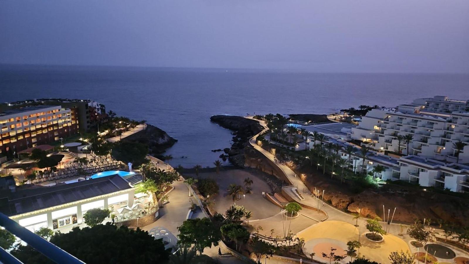 Amazing 2 Bedroom Flat With Beachfront And Pool, Paraiso Del Sur A306 Playa Paraiso  Bagian luar foto